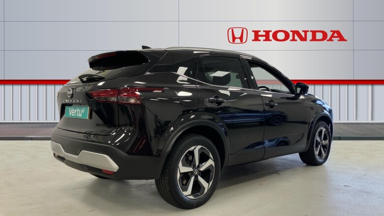 Nissan Qashqai 1.3 DiG-T MH N-Connecta 5dr Petrol Hatchback